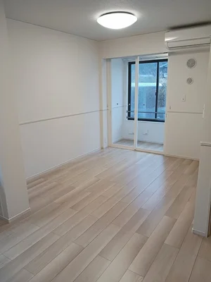 のマンスリーマンション・ウィークリーマンション「オアシス　Ⅱ 102・洋室(No.1261525)」メイン画像