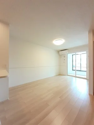 徳島県のマンスリーマンション・ウィークリーマンション「オリパラ　２０ 102・洋室(No.1261538)」メイン画像