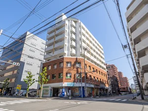 大阪府のPlat.monthly(水谷トラスト株式会社)のマンスリーマンション・ウィークリーマンション「「江坂駅」徒歩４分｜コインパーキング横Ⅰ(No.1261636)」メイン画像