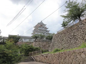 福山城まで徒歩１７分