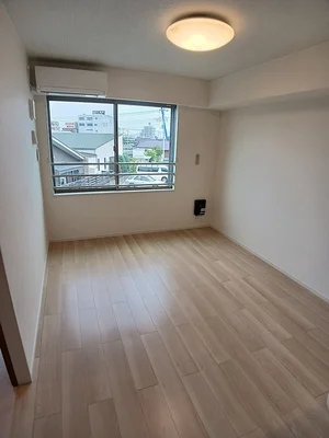 のマンスリーマンション・ウィークリーマンション「クラール　島野　Ｂ 203・洋室(No.1261855)」メイン画像