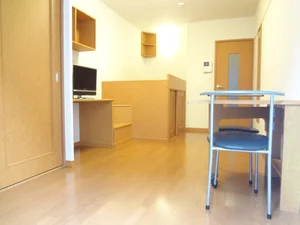 のマンスリーマンション・ウィークリーマンション「レオパレスＥＮＯＫＩＤＯ 203(No.1262016)」メイン画像