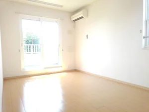 のマンスリーマンション・ウィークリーマンション「シャン・ド・フルールⅢ 204・洋室(No.1262091)」メイン画像