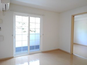 のマンスリーマンション・ウィークリーマンション「クレストガーデンⅠ 103・洋室(No.1262161)」メイン画像