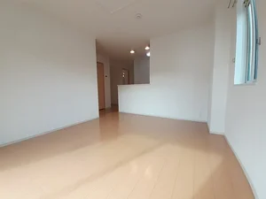 のマンスリーマンション・ウィークリーマンション「アバンツァート小坂　Ⅱ 103・洋室(No.1262483)」メイン画像