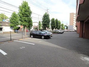 敷地内駐車場