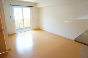 のマンスリーマンション・ウィークリーマンション「プリートアルバⅢ 102・洋室(No.1262596)」メイン画像