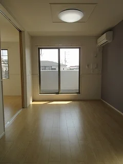 のマンスリーマンション・ウィークリーマンション「アルコ　イーリス　Ⅴ 201・洋室(No.1262617)」メイン画像