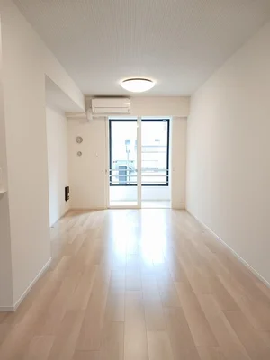 のマンスリーマンション・ウィークリーマンション「フラーリッシュ　ｄｅｕｘ 102・洋室(No.1262664)」メイン画像