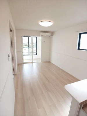 長門市のマンスリーマンション・ウィークリーマンション「ルミエールⅤ番館 105・洋室(No.1262675)」メイン画像