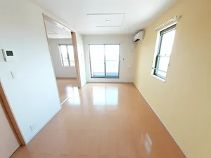 佐賀市のマンスリーマンション・ウィークリーマンション「Ｐａｓｔｏｒａｌ　Ｃｏｕｒｔ 201・洋室(No.1262725)」メイン画像