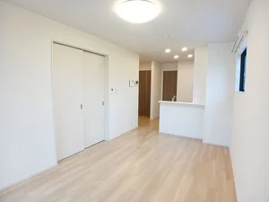 福岡県のマンスリーマンション・ウィークリーマンション「メゾン　ド　ジュネス　Ⅲ 101・洋室(No.1262863)」メイン画像