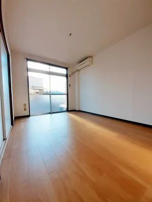 のマンスリーマンション・ウィークリーマンション「メゾントミーⅡ 102・洋室(No.1262992)」メイン画像