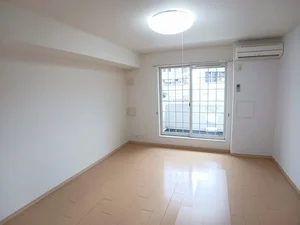 のマンスリーマンション・ウィークリーマンション「レーベン　スクエア　Ⅱ号館 102・洋室(No.1263095)」メイン画像