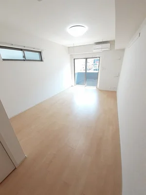 愛媛県のマンスリーマンション・ウィークリーマンション「ル・ボヌール新居浜 101・洋室(No.1263124)」メイン画像