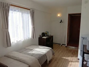 のマンスリーマンション・ウィークリーマンション「🌈新規オープン賃料半額　JR山陽本線『姫路』徒歩６分🚃オートロック🔒Wifi無料👍スマートTV📺【M042-43】(No.1263493)」メイン画像