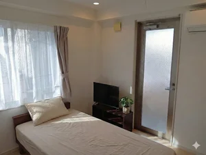 のマンスリーマンション・ウィークリーマンション「🌈新規オープン賃料半額　JR山陽電鉄本線『姫路』徒歩9分🚃オートロック🔒Wifi無料👍浴室TV付👀📺【M044-45】(No.1263496)」メイン画像