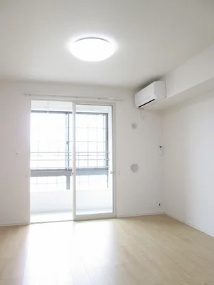 のマンスリーマンション・ウィークリーマンション「グリーンヒルズ　Ⅲ 202・洋室(No.1263512)」メイン画像