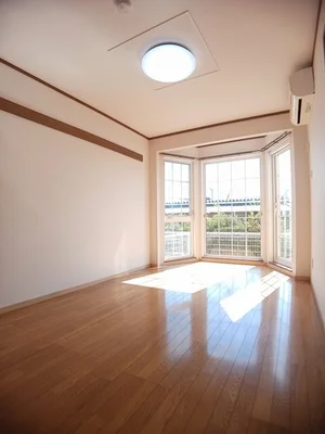 のマンスリーマンション・ウィークリーマンション「ラ・プレーヌ 102・洋室(No.1263638)」メイン画像