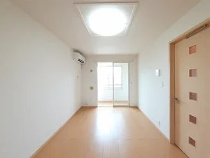 富山市のマンスリーマンション・ウィークリーマンション「カプリース 102・洋室(No.1263694)」メイン画像