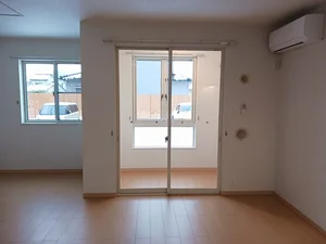 のマンスリーマンション・ウィークリーマンション「カ－サ　セレナータ 102・洋室(No.1263716)」メイン画像