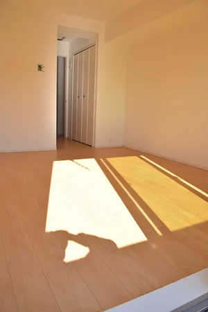 のマンスリーマンション・ウィークリーマンション「サンライズ　１２ 303・洋室(No.1263718)」メイン画像