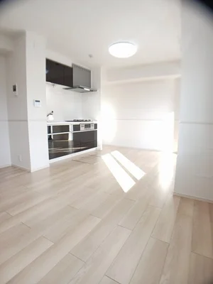 のマンスリーマンション・ウィークリーマンション「レイアフォレストⅣ 102・洋室(No.1263994)」メイン画像