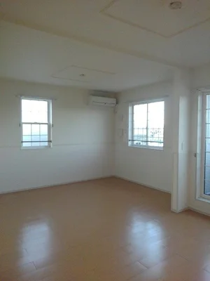 のマンスリーマンション・ウィークリーマンション「サン・ナリッシュ 201・洋室(No.1264001)」メイン画像