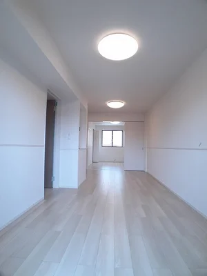 のマンスリーマンション・ウィークリーマンション「皐Ⅰ 202・洋室(No.1264147)」メイン画像