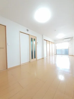 のマンスリーマンション・ウィークリーマンション「Ｓｏｌ　Ｌｅｖａｎｔｅ　国府 403・洋室(No.1264173)」メイン画像