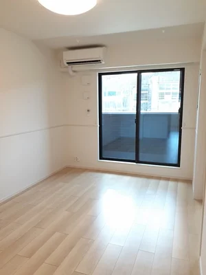 のマンスリーマンション・ウィークリーマンション「Ｈａｕｓｔｉｅｒｅ　Ⅰ 202・洋室(No.1264187)」メイン画像