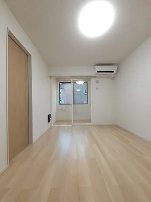 のマンスリーマンション・ウィークリーマンション「Ｇｒａｎ　Ｎｏｉｒ　Ⅰ 104・洋室(No.1264459)」メイン画像