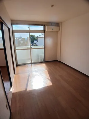 のマンスリーマンション・ウィークリーマンション「ファミーユⅡ 202・洋室(No.1264464)」メイン画像