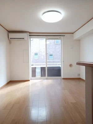 のマンスリーマンション・ウィークリーマンション「フィオーレ　Ⅲ 103・洋室(No.1264516)」メイン画像