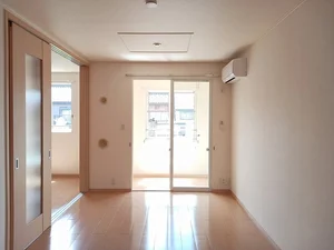 高岡市のマンスリーマンション・ウィークリーマンション「アッシュ　１ 201・洋室(No.1264619)」メイン画像