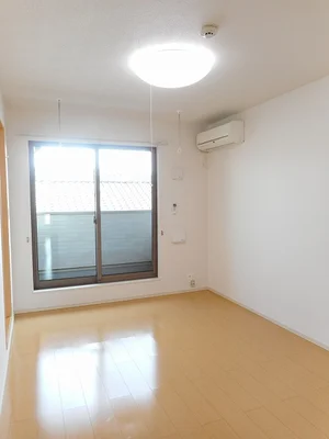 一宮市のマンスリーマンション・ウィークリーマンション「サンスピナ赤見Ⅰ 202・洋室(No.1264642)」メイン画像