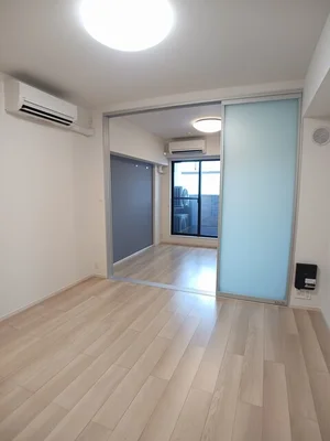 東近江市のマンスリーマンション・ウィークリーマンション「アップフィールド　共栄　Ⅲ 202・洋室(No.1264682)」メイン画像