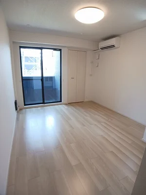 東近江市のマンスリーマンション・ウィークリーマンション「アップフィールド　共栄　Ⅲ 106・洋室(No.1264683)」メイン画像