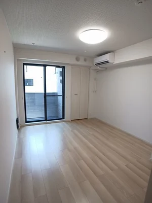 東近江市のマンスリーマンション・ウィークリーマンション「アップフィールド　共栄　Ⅲ 102・洋室(No.1264687)」メイン画像