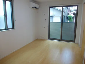 のマンスリーマンション・ウィークリーマンション「フィレール　デュ　トラジャⅤ 101・洋室(No.1264758)」メイン画像