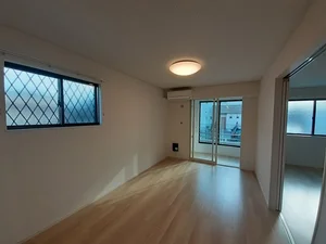 のマンスリーマンション・ウィークリーマンション「カミーノクラントーノ　ドゥーエ 101・洋室(No.1264759)」メイン画像