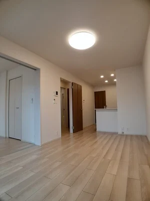 和歌山市のマンスリーマンション・ウィークリーマンション「ソラ　メゾン 202・洋室(No.1264789)」メイン画像