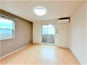 唐津赤十字病院周辺のマンスリーマンション・ウィークリーマンション「アヴァンツァート　ヴィアーレⅠ 101・洋室(No.1265078)」メイン画像