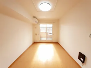 のマンスリーマンション・ウィークリーマンション「フィオーレ勝山Ａ 202・洋室(No.1265183)」メイン画像