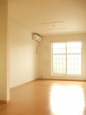 島根県のマンスリーマンション・ウィークリーマンション「ヴィラージュＢ 202・洋室(No.1265237)」メイン画像