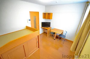 のマンスリーマンション・ウィークリーマンション「レオパレスＬＡ　ＶＩＴＡ山越 102(No.1265450)」メイン画像