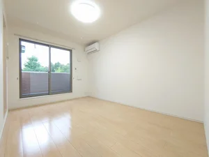 のマンスリーマンション・ウィークリーマンション「ヴューテラス 202・洋室(No.1265597)」メイン画像