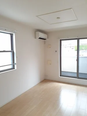 のマンスリーマンション・ウィークリーマンション「ウエスト　リバー　勢田　Ａ 202・洋室(No.1265868)」メイン画像