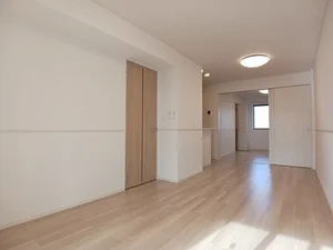 のマンスリーマンション・ウィークリーマンション「カミーノ　オタンタトレ　Ⅰ 103・洋室(No.1265890)」メイン画像