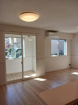 のマンスリーマンション・ウィークリーマンション「ヴィラ　アネラ 101・洋室(No.1265924)」メイン画像